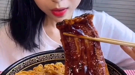 210酱鱼吃八方鳗鱼火鸡面酱鱼小日常教程在最后哦