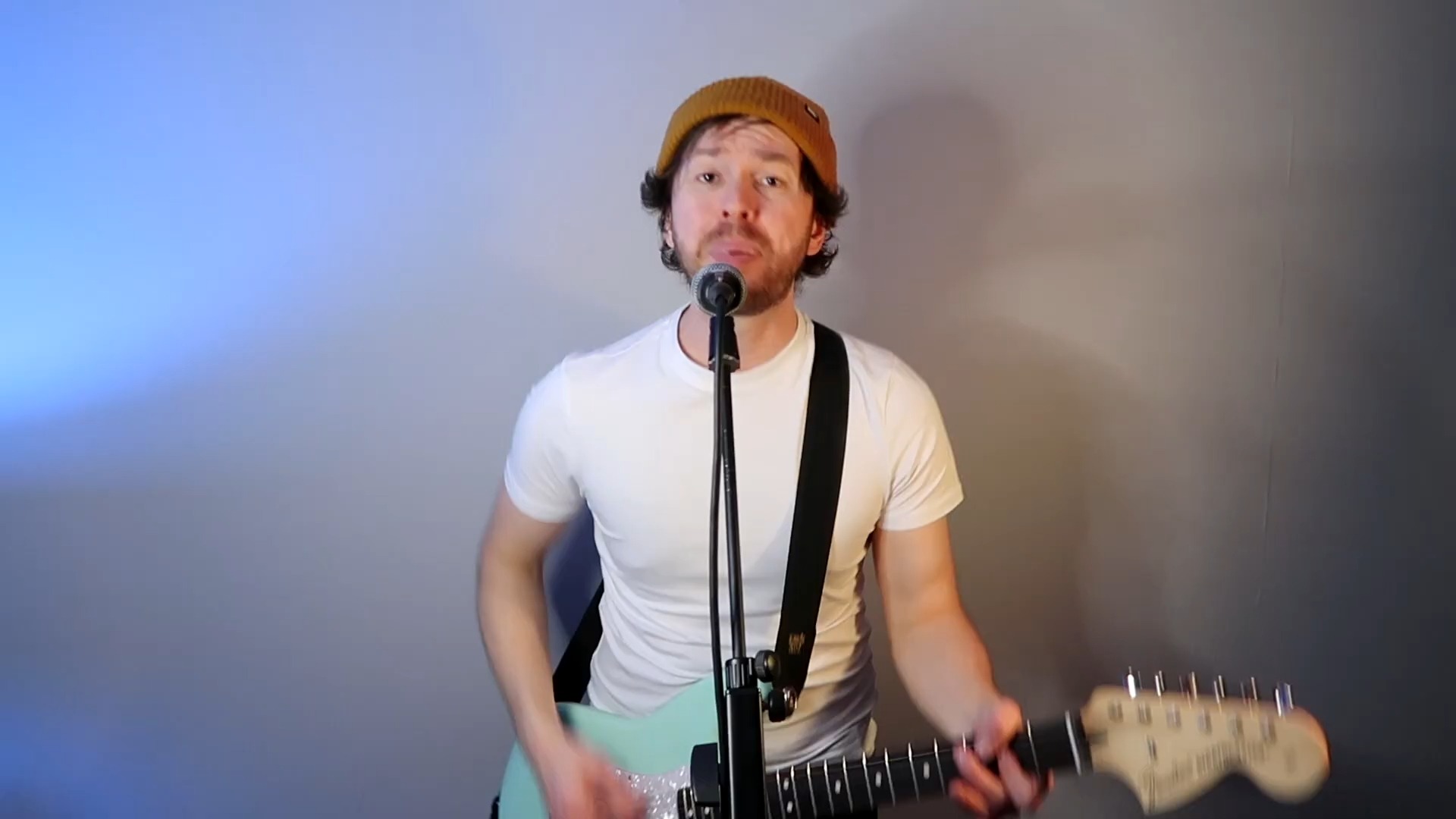 单人流行朋克lucas hardy - brain vacation