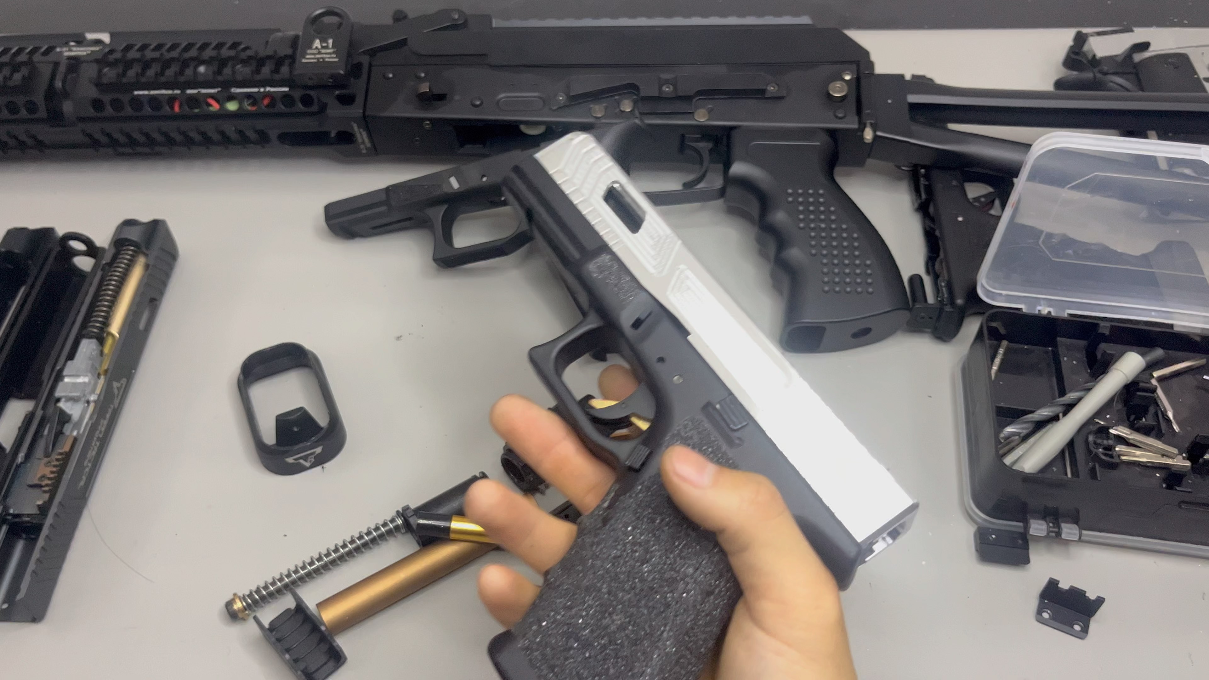 铜斑蛇滑套运行视频,无剪辑