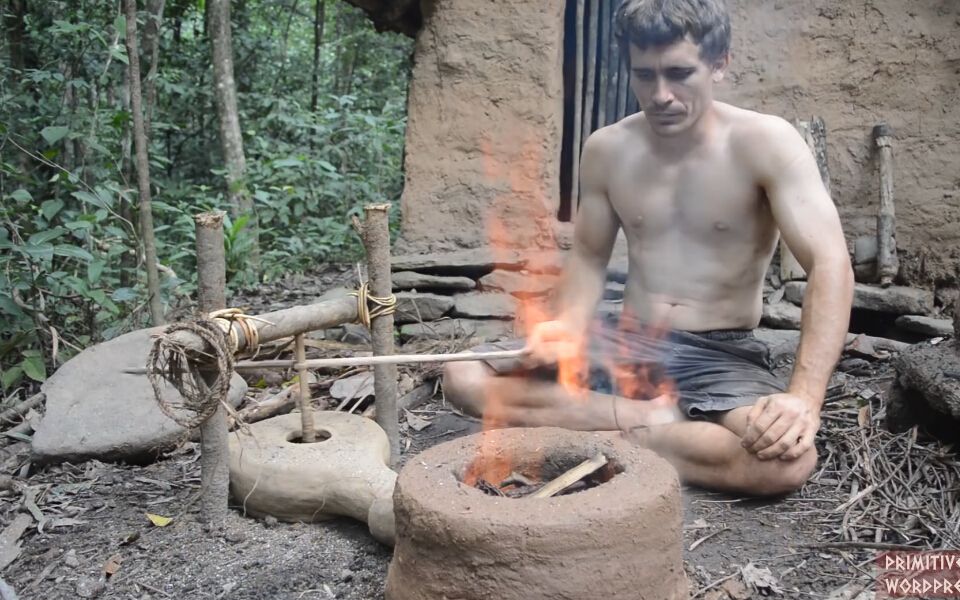 [图]【1080P双语字幕】原始科技之熔炉冶铁篇 Primitive Technology: Forge Blower