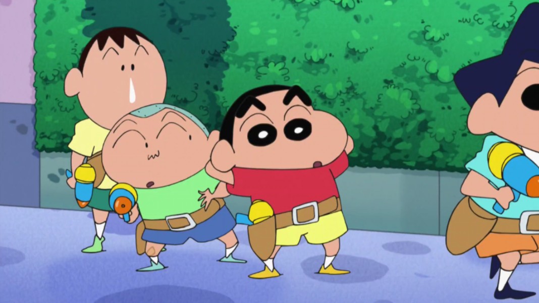 【新蜡笔小新】用水枪帮助别人哦