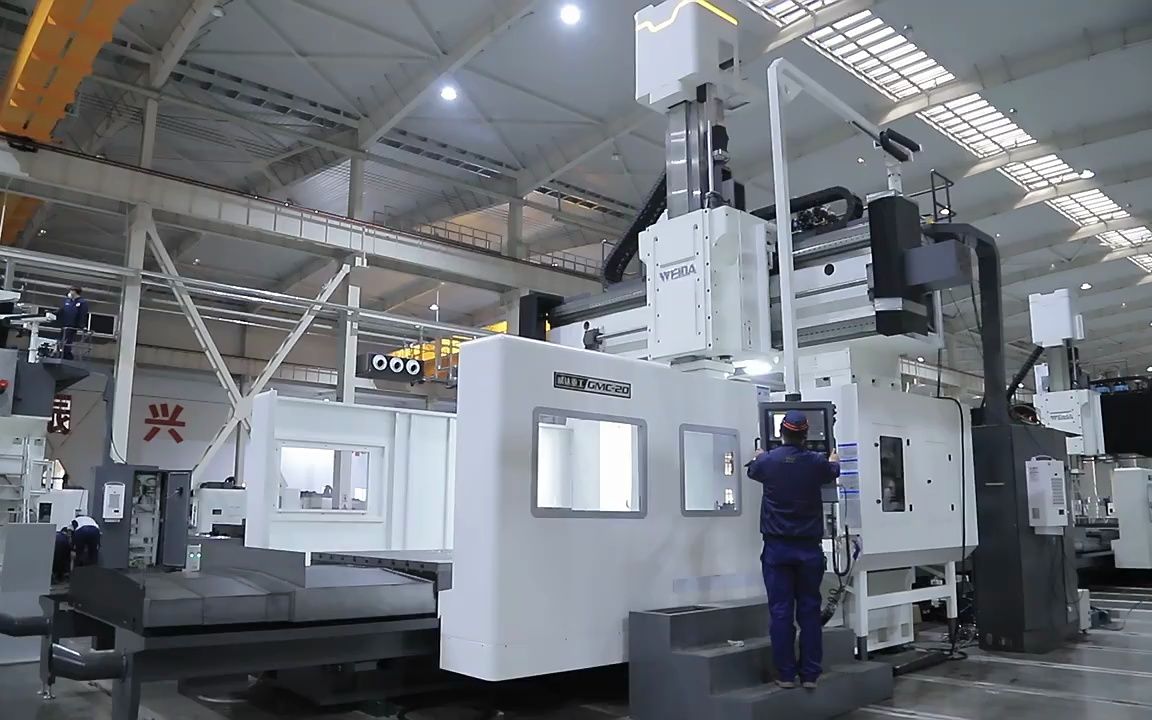 威达机床gmc2040u龙门加工中心现场加工试切,数控龙门铣床方滑枕结构