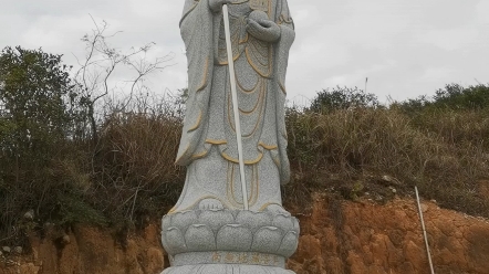 摩旅江西,兴国县方太乡方山岭,海拔900米,俯瞰山下的丹霞群哔哩哔哩bilibili