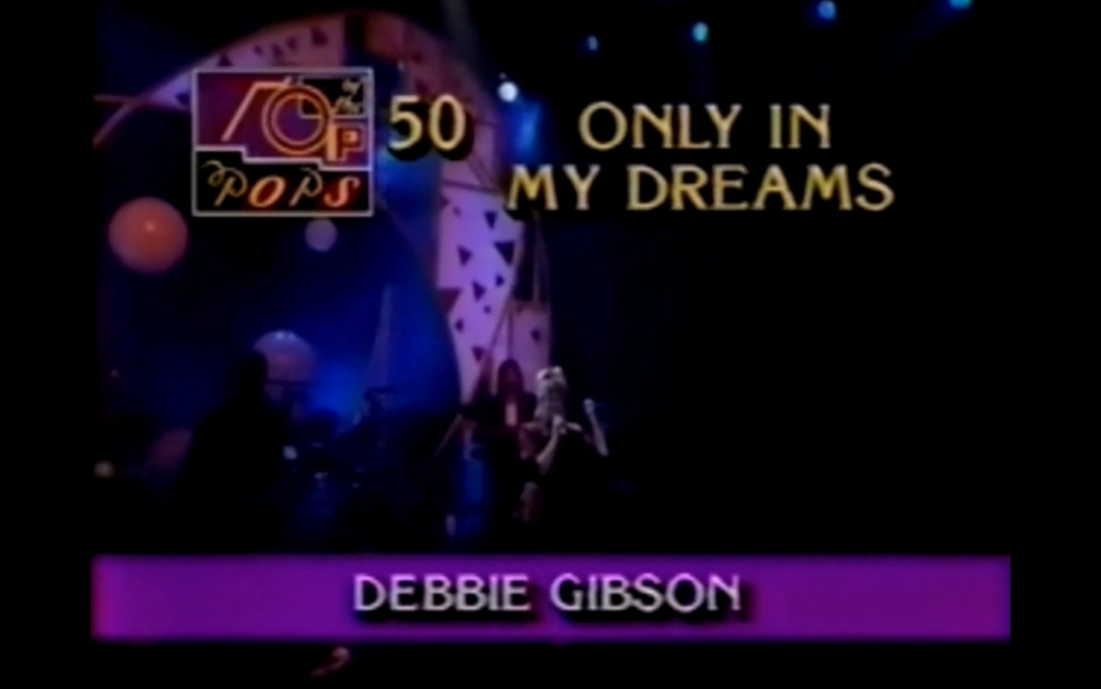 [图]【1988年1月1日/Live】Debbie Gibson - Only in My Dreams （TOTP美国版）