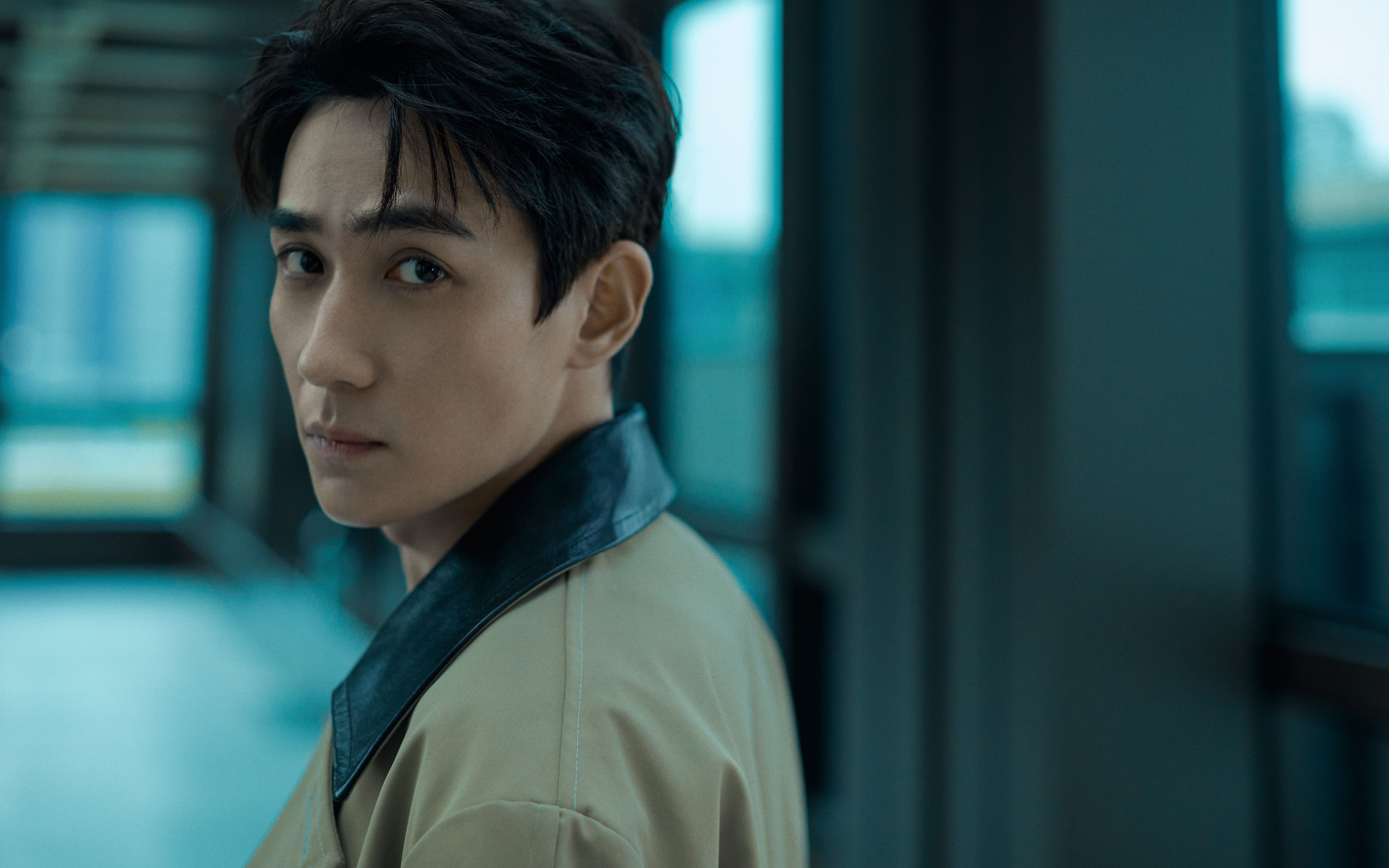 朱一龙刘亦菲侧脸杀