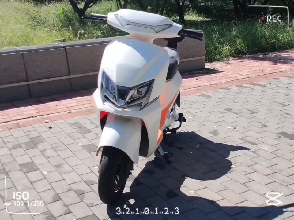 晒晒爱车-哈啰电动车-b80-dk