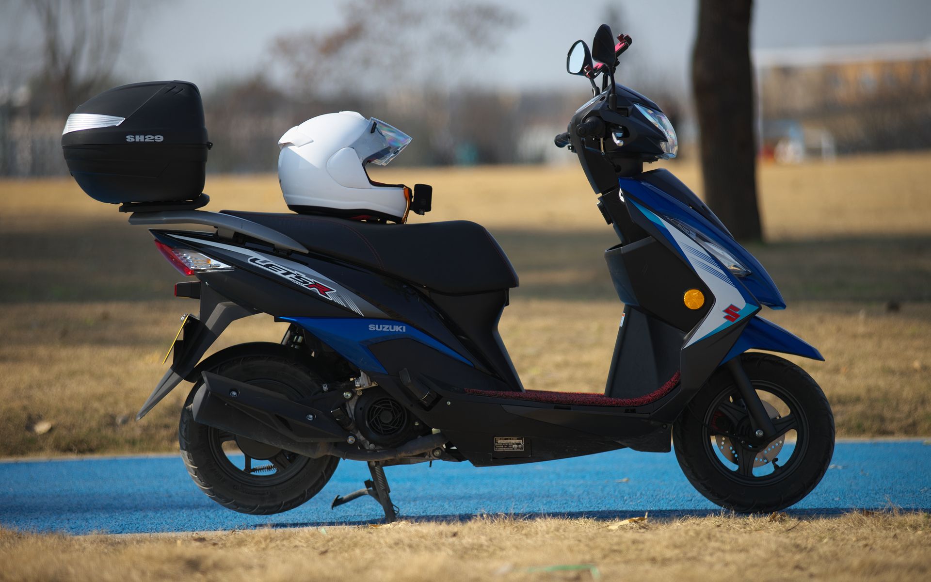 活动作品铃木丽至110双流机场一跑道打卡