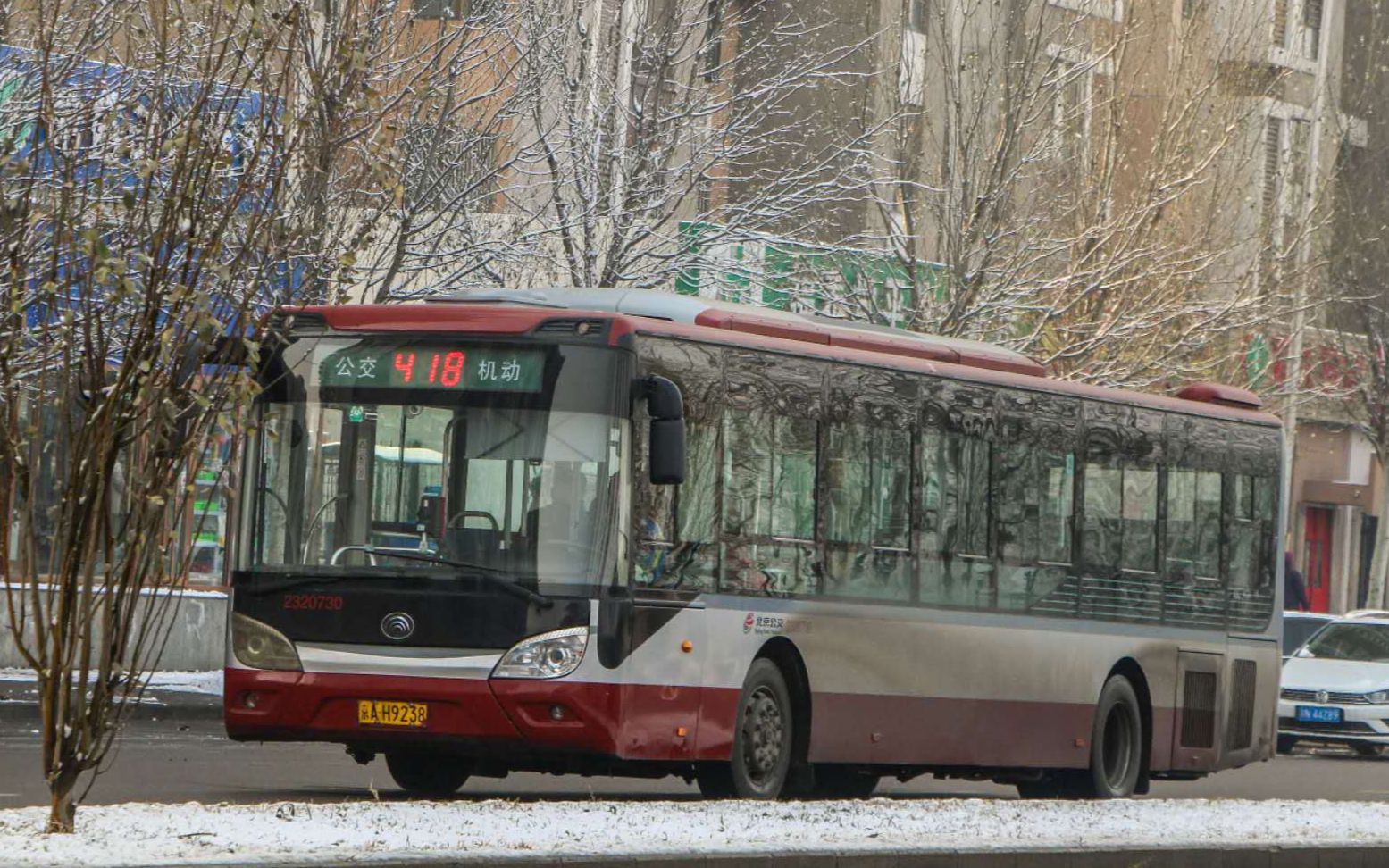 北京公交28路zk6125hgqaa运行视频