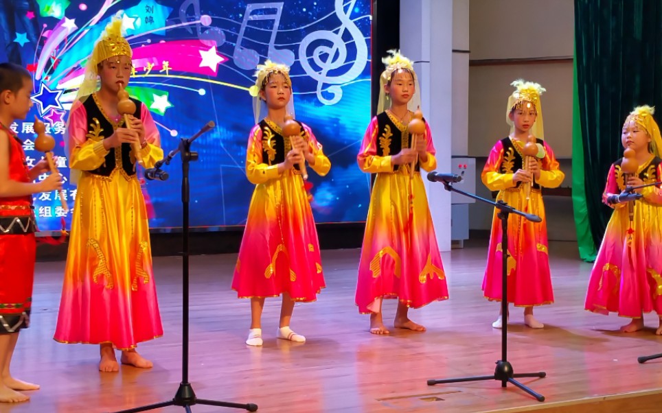 葫芦丝合奏:花儿香