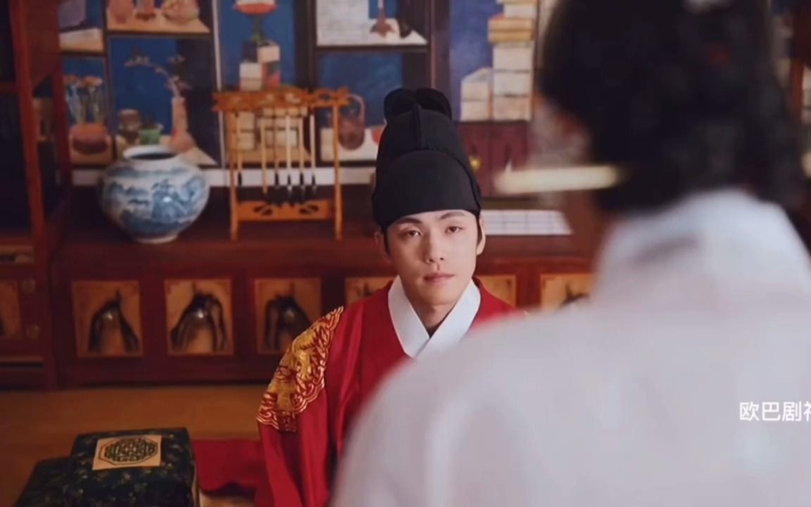 仁哲王后男人意外变成女人替皇帝统一了后宫