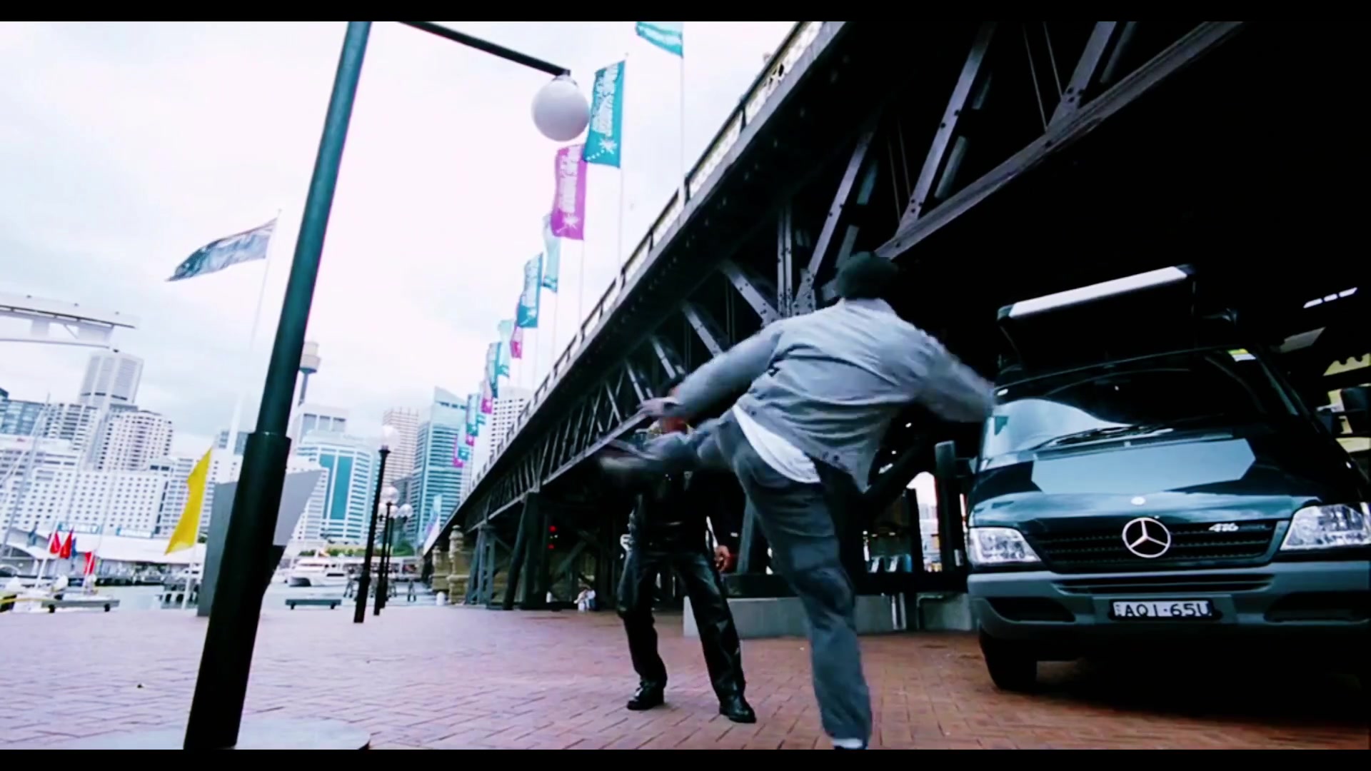 盗佛线上集泰国首部过亿票房电影 动作连甄子丹李连杰也自叹不如