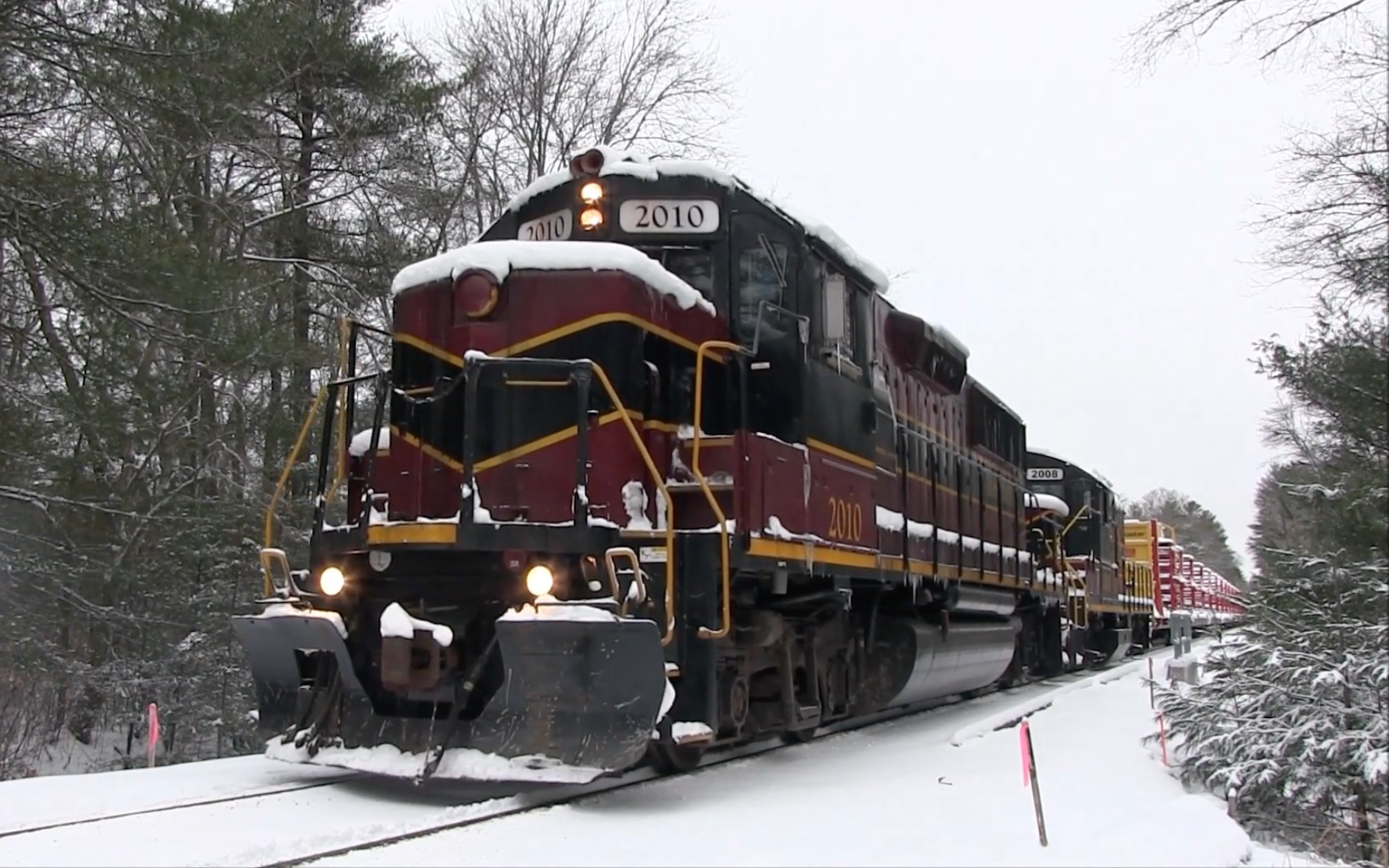 【搬运】雪中的双机长轨车