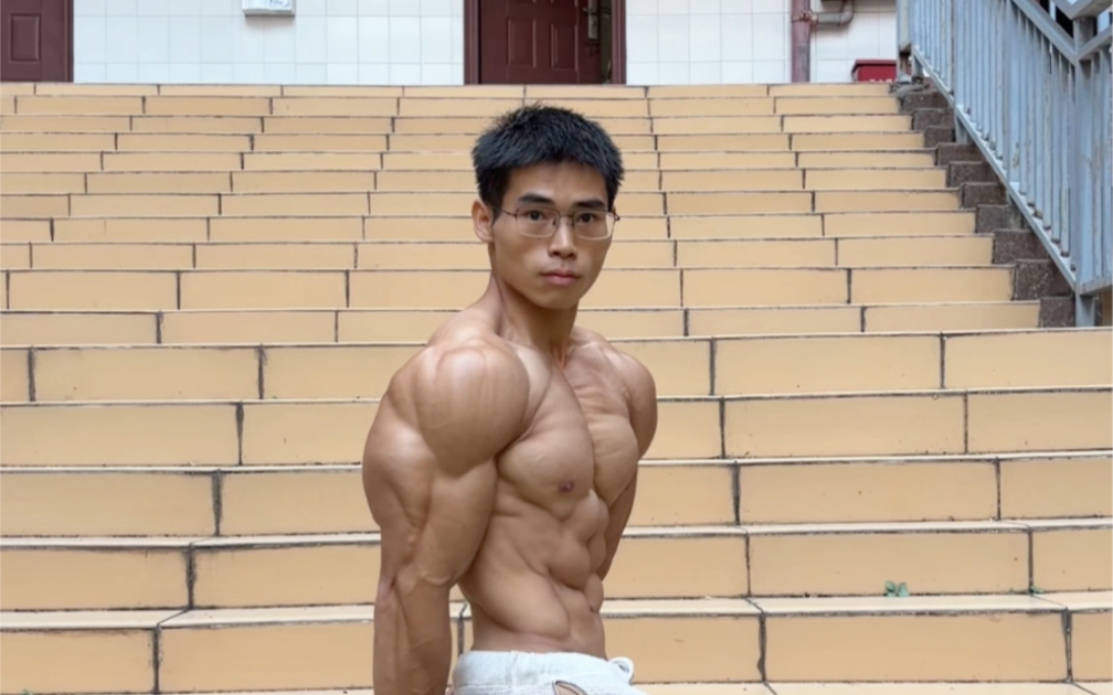 #健身爱好者 #薄肌 #肌肉 #毫无训练痕迹