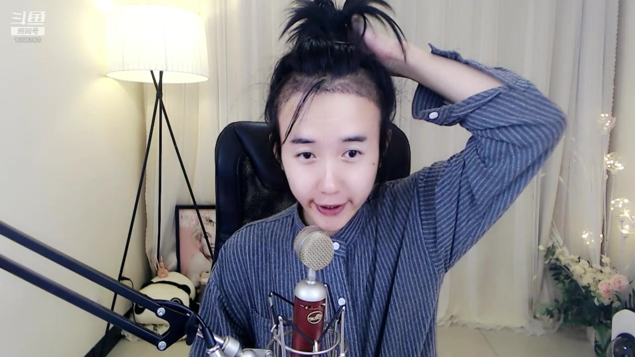 hani九哈尼九直播录像20190520纵有哈尼九仍是单身狗