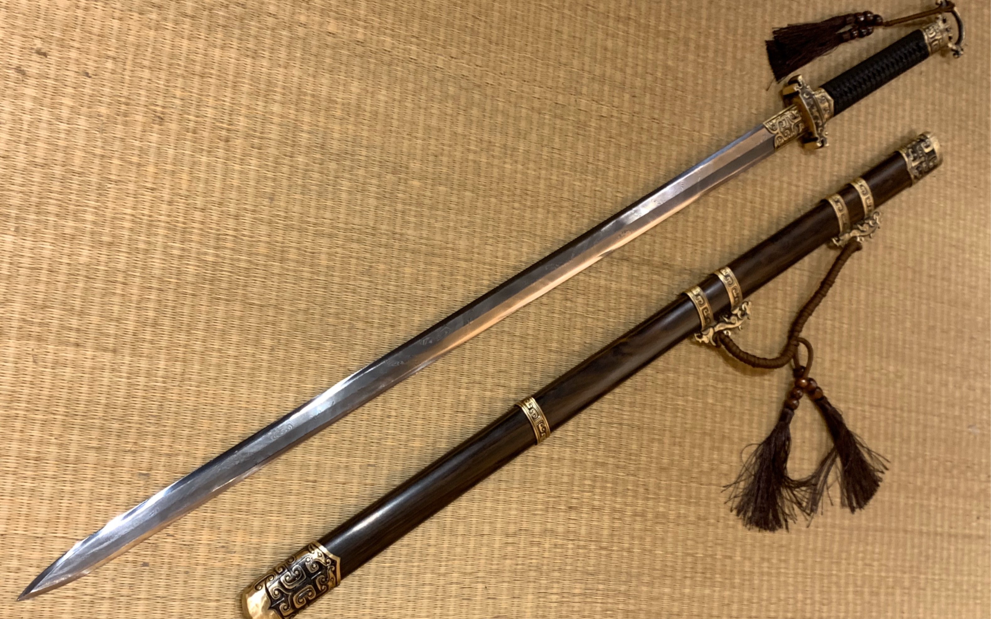 喧哗上等刀剑堂-旋焊漩涡纹环首剑