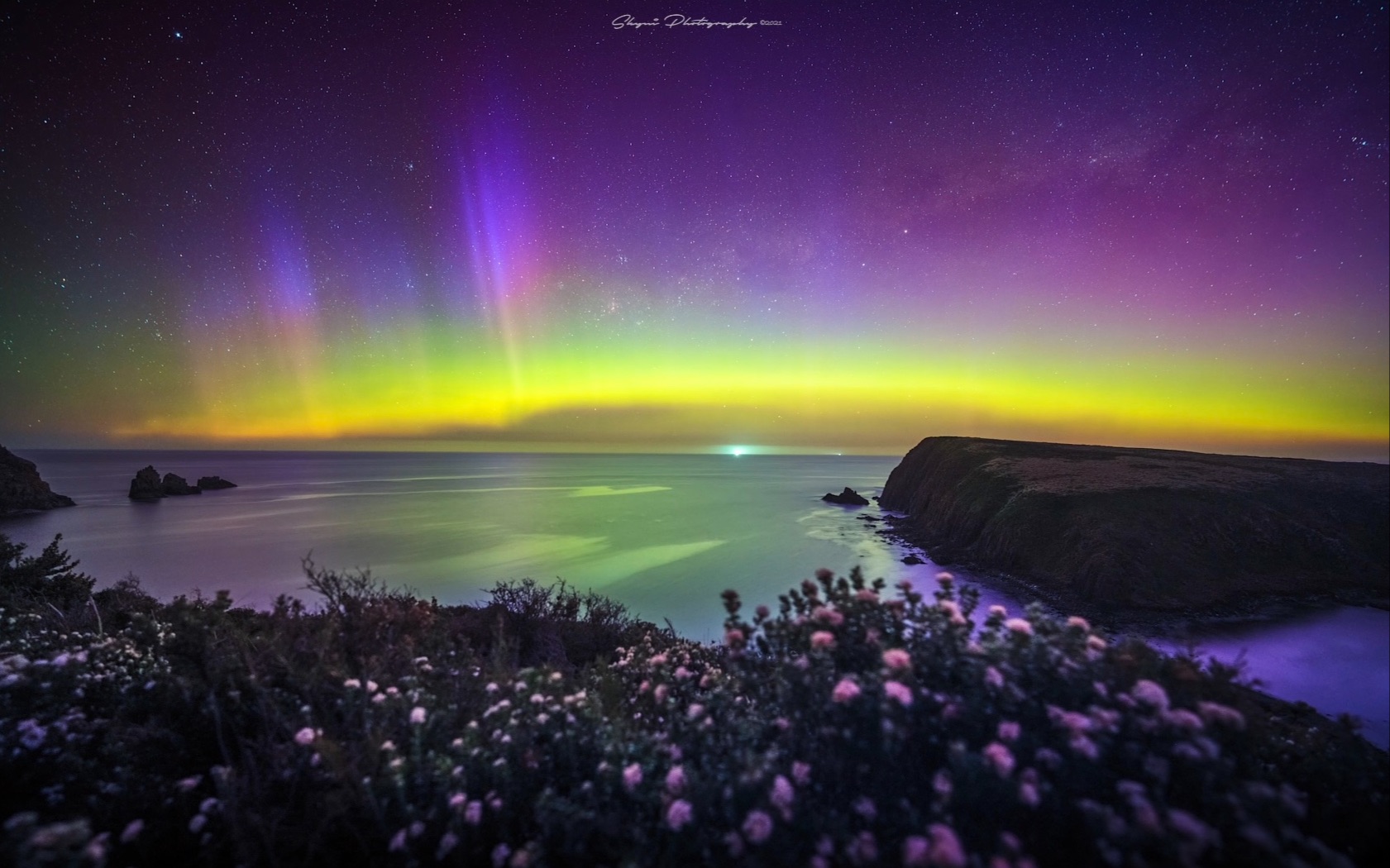 活动  【原创】4k罕见南极光大爆发全记录延时摄影-2021.11.