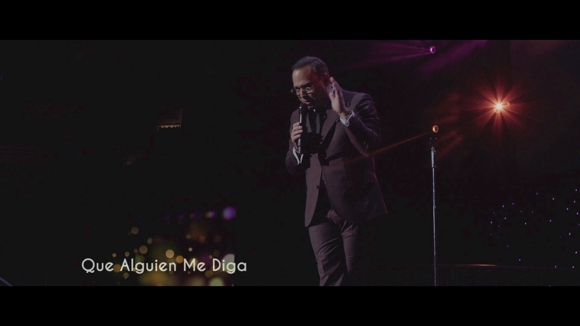 [图]Que Alguien Me Diga (En Vivo) - Gilberto Santa Rosa