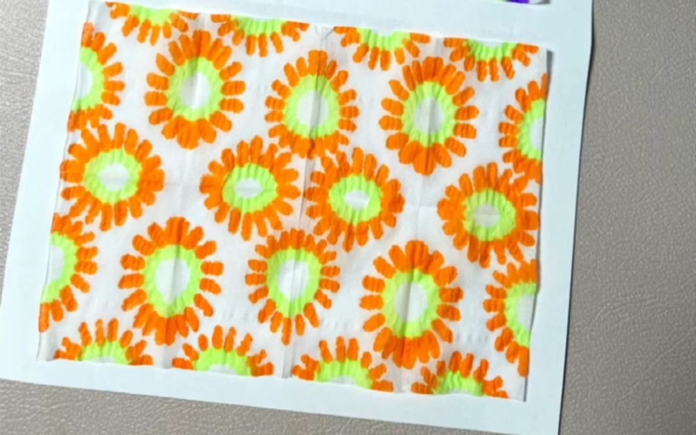 幼儿园纸巾渲染画步骤图片