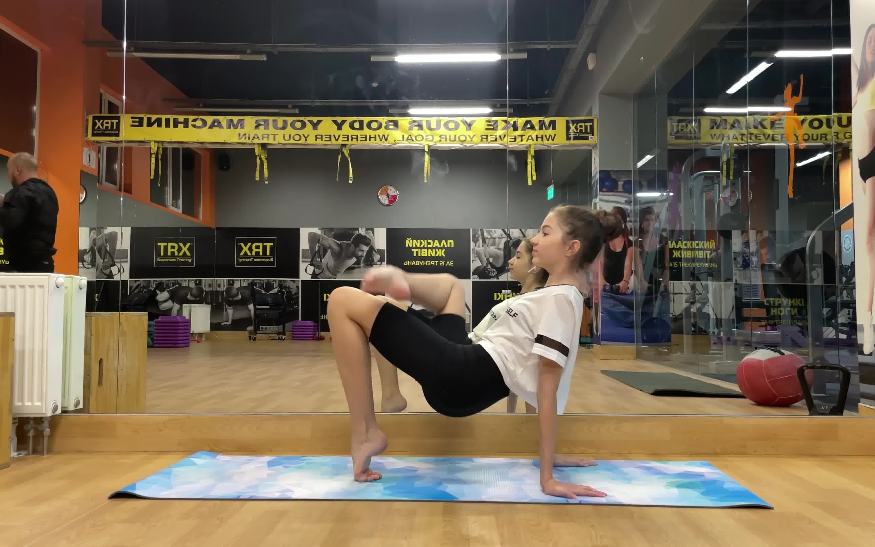 4k danatar小模特美腿日常健身写真乌克兰小合集9