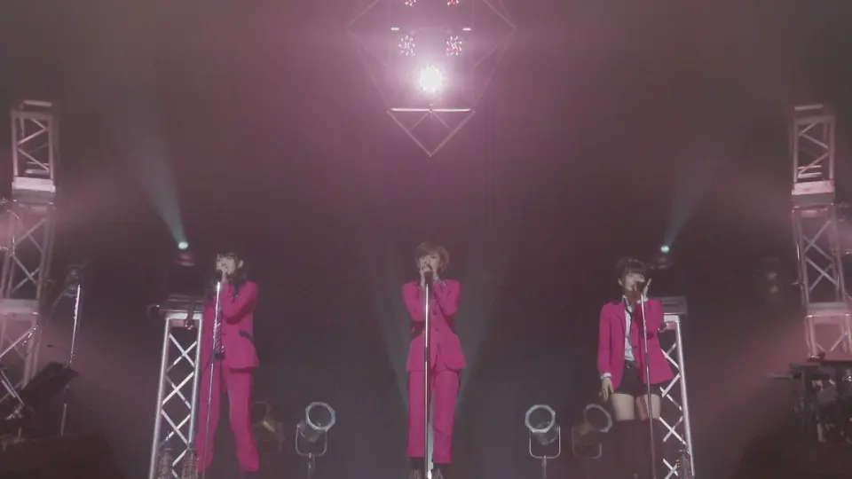 Buono! Live 2012 “R・E・A・L”.mp4_哔哩哔哩_bilibili