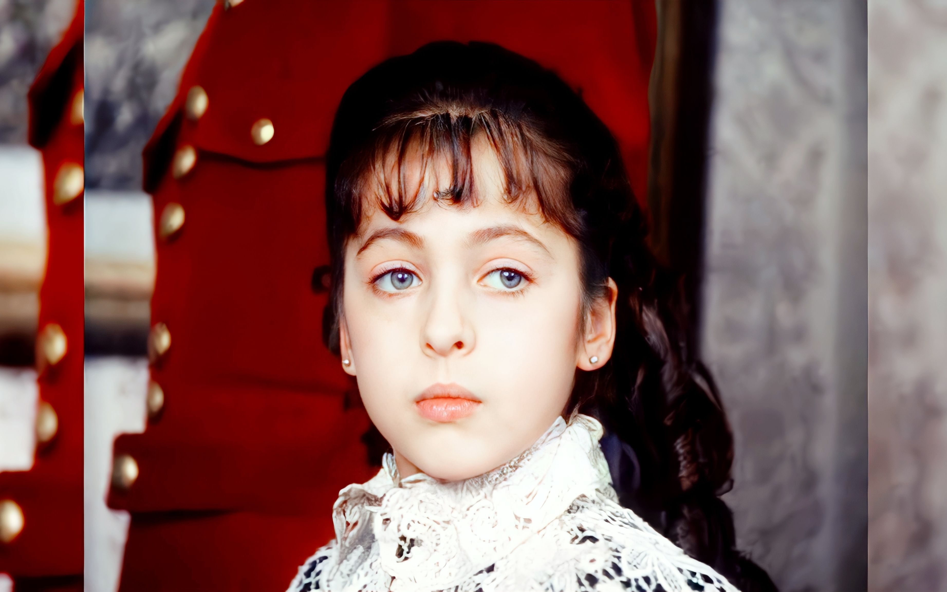 小公主 她一哭我的心就碎了,12岁退圈后竟无人提起……‖俄国萝莉