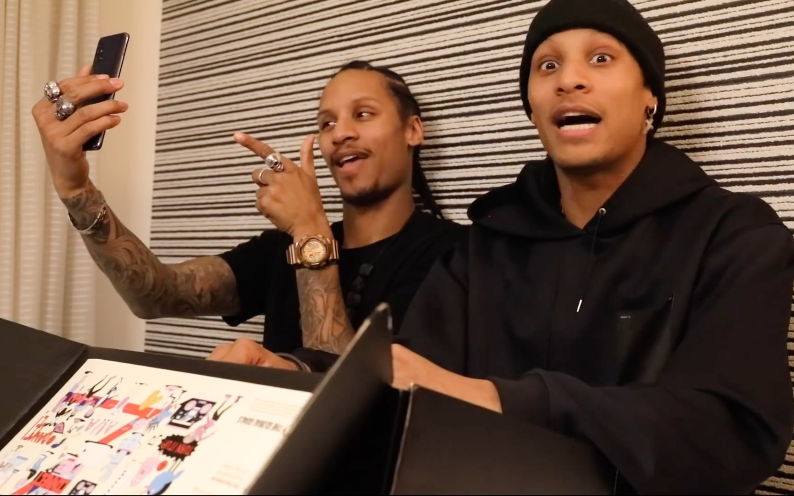 lestwins喜恰三星galaxy太可爱了这俩lestwinsxgalaxyasamsungdance