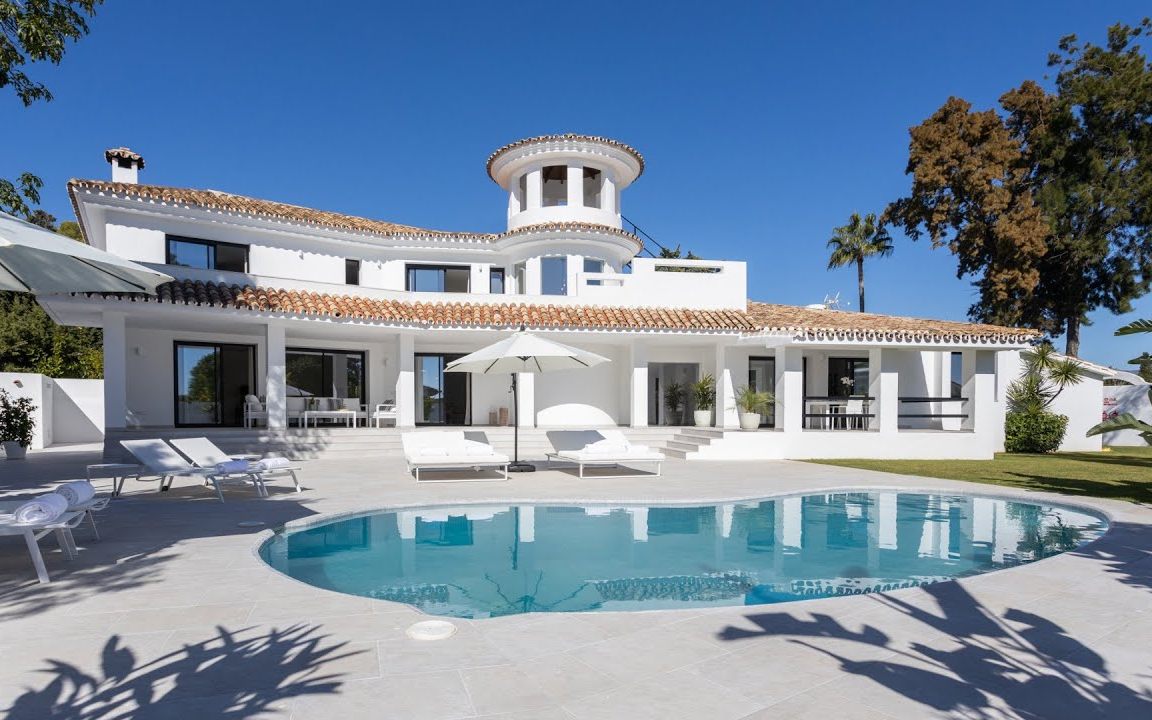 【豪宅欣赏】西班牙马贝拉guadalmina alta舒适的白色系家庭别墅| €