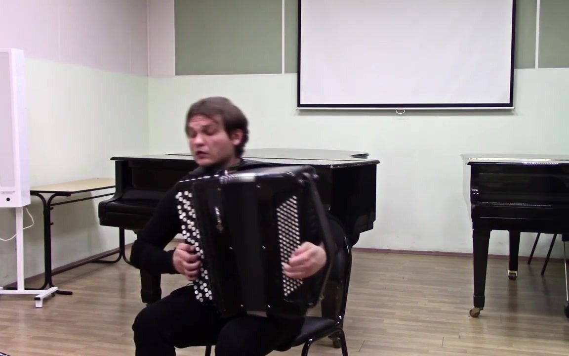 [图]F. Angelis 安杰列斯《Valse du clown》小丑圆舞曲 Perf. by Vitaly Kondratenko (accordion )