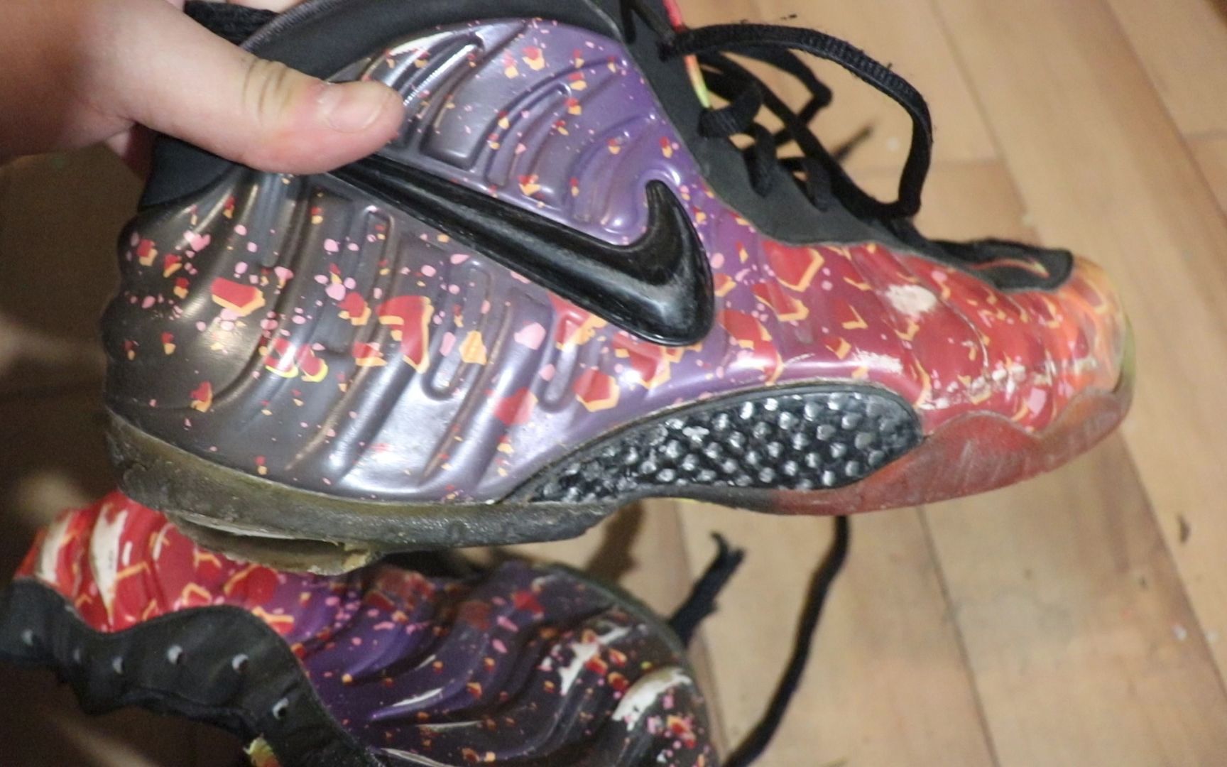 【拆解】耐克喷泡 看人类历史上最大的碳板抗扭片和气垫