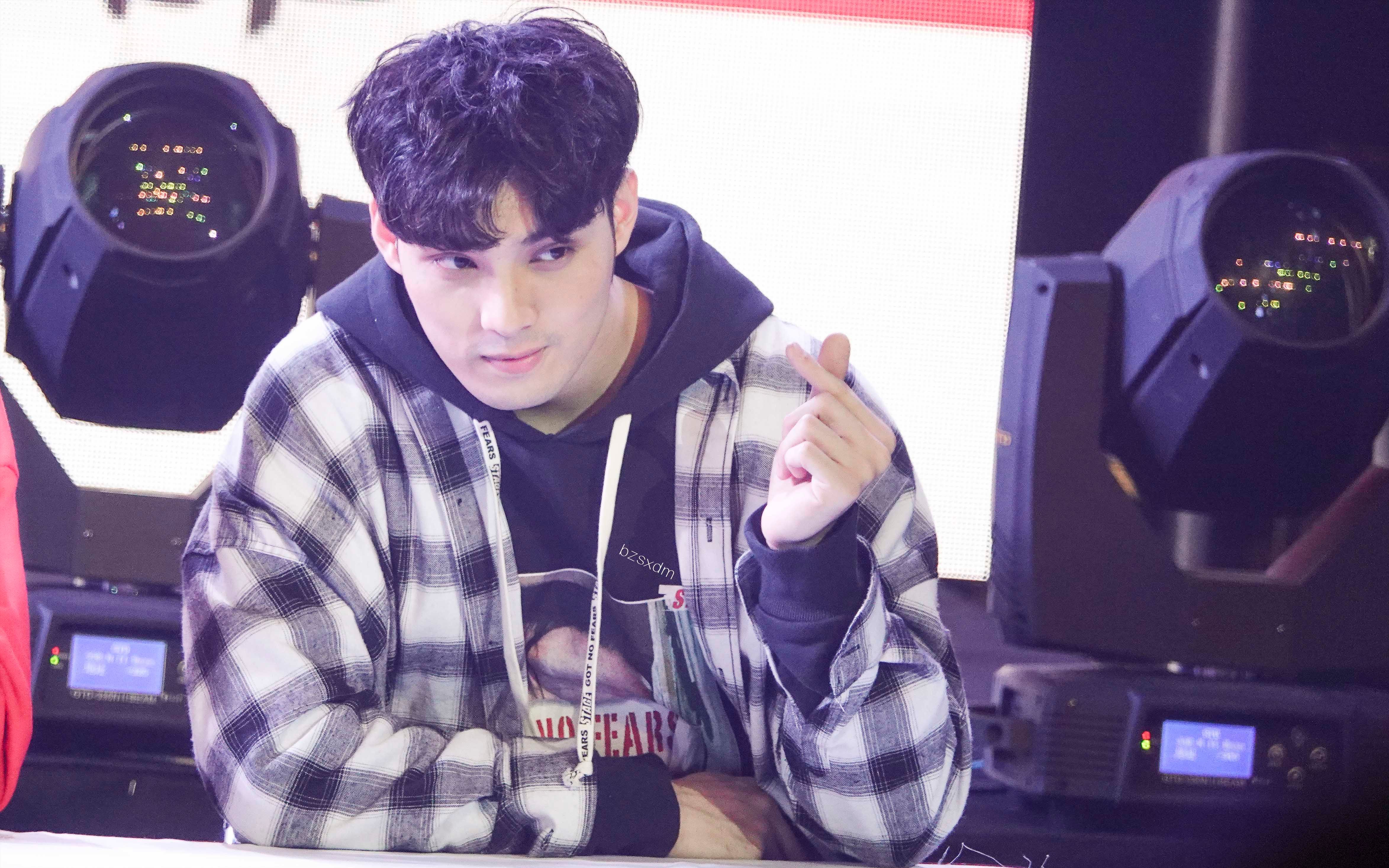 【spexial-伟晋】20171224常州圣诞见面会-solo断讯 高清饭拍