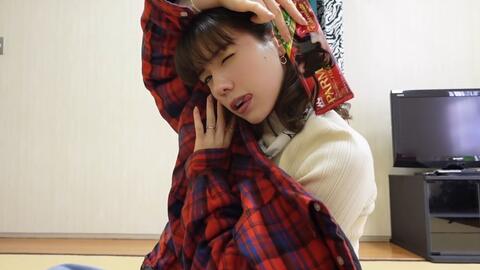 日本女演员仲里依纱1007川口春奈が来たぞ 10億年ぶりぶり 私の服着せて長崎弁かるたしたら長崎県民じゃないかもしれない事態になったよ 哔哩哔哩