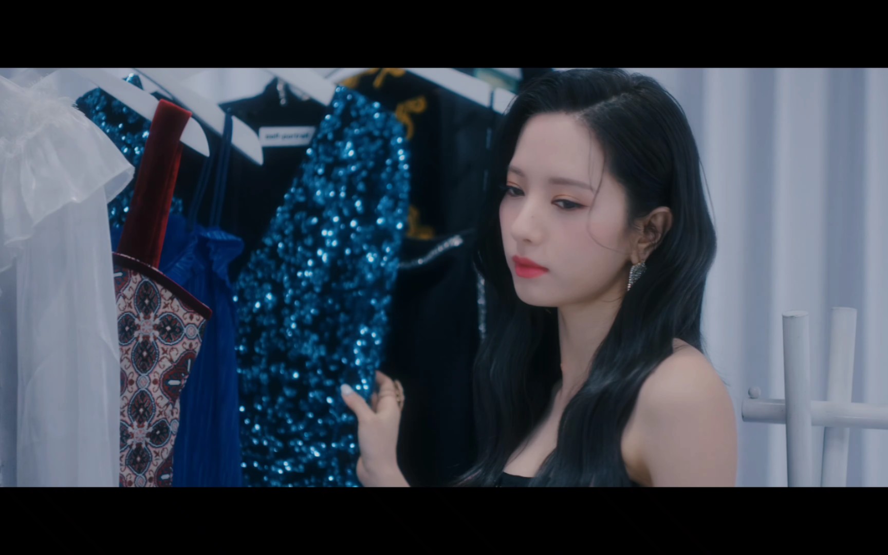 [4k]【宇宙少女 the black】出道专主打歌《easy》mv预告