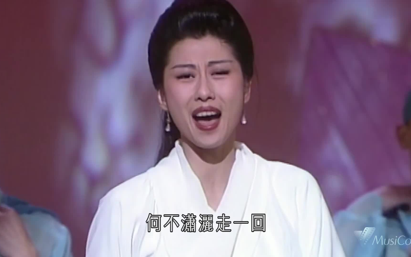 古装叶倩文一首潇洒走一回英姿焕发惊艳四座陈小春伴舞