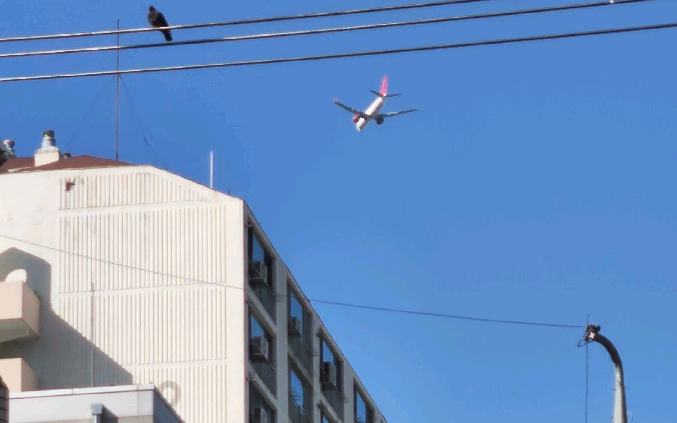 易斯达航空波音737max进近首尔金浦机场