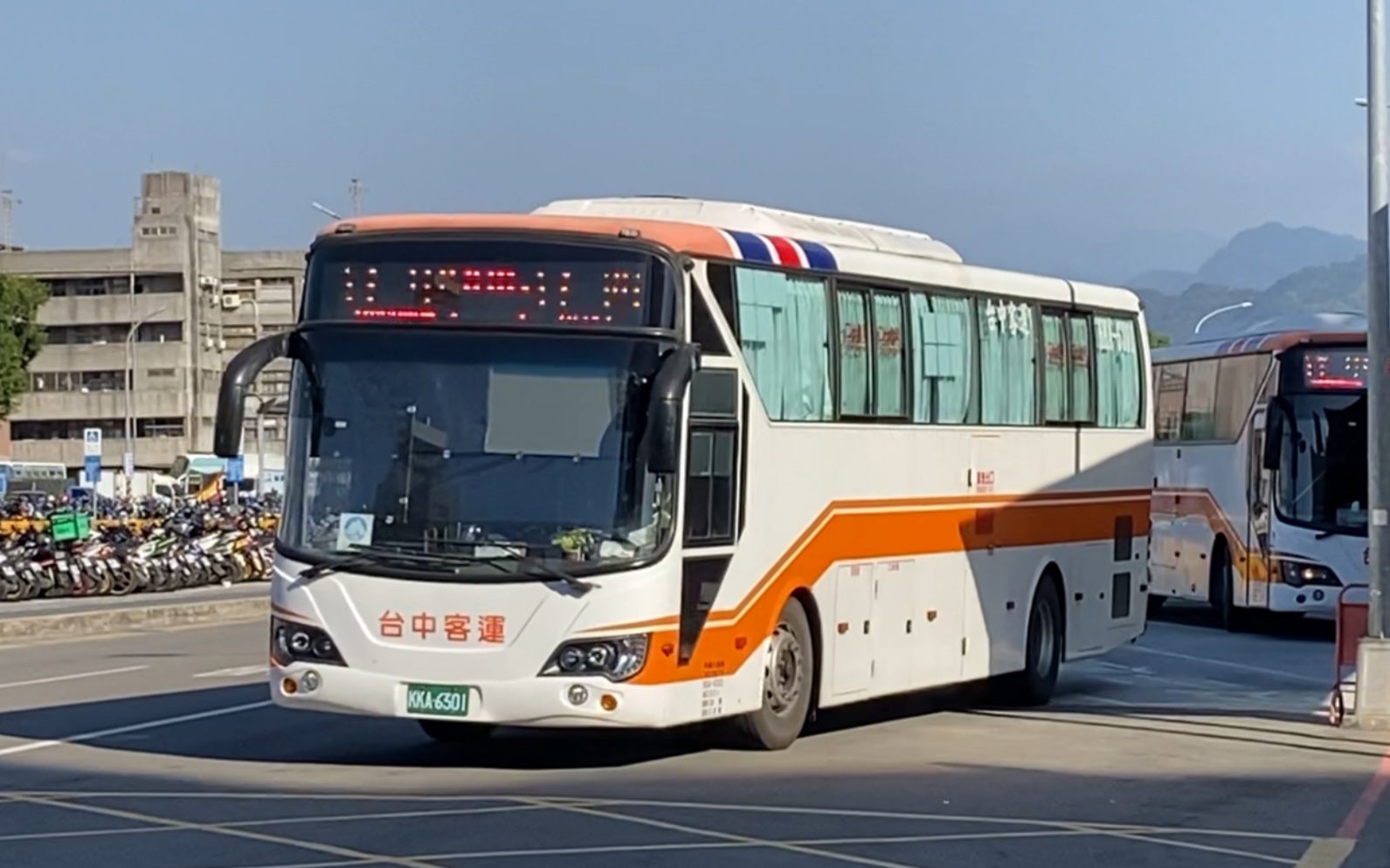 台中客运hino国道巴士9016路kka6301