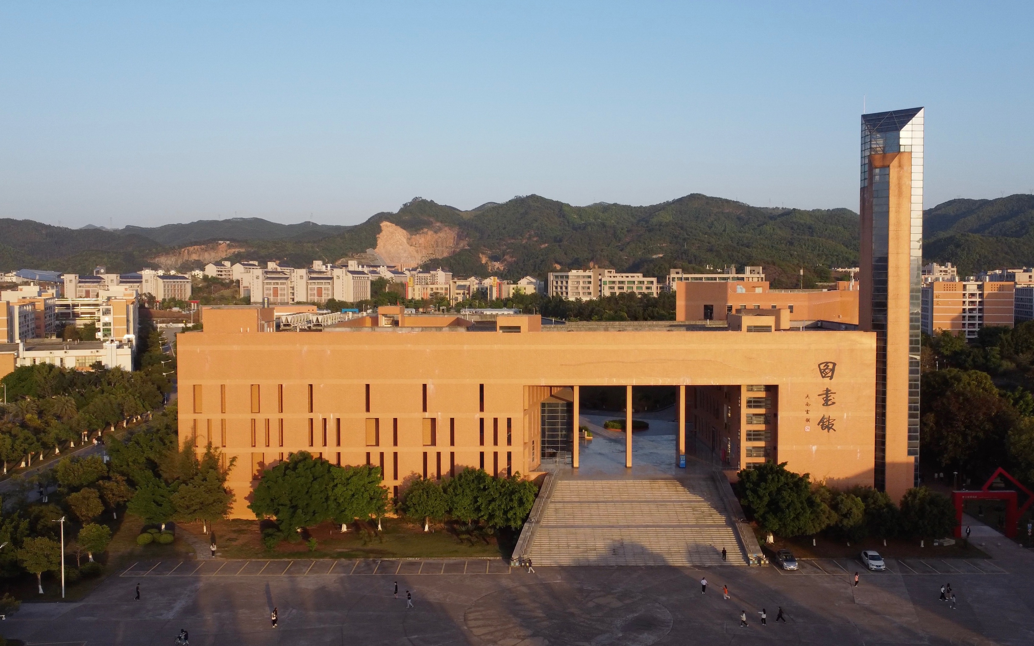 【4k 120fps】风景如画的河职院99_哔哩哔哩_bilibili