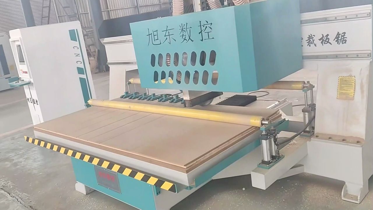 数控铝蜂窝裁板锯 密度板数控裁板锯工人易操作 (2)