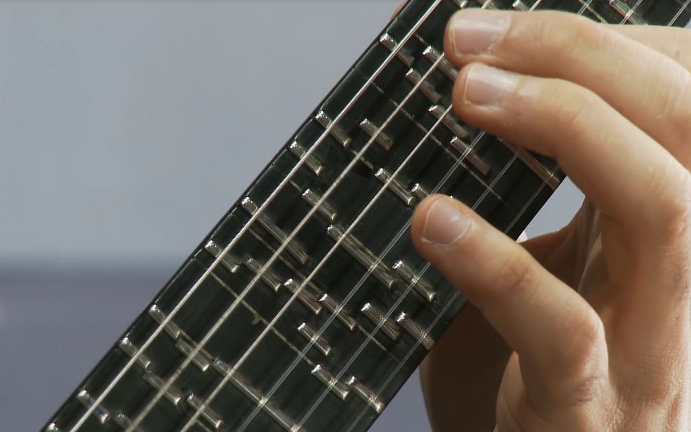 togahan - 介绍微分音吉他 microtonal guitar_哔哩哔哩 (゜-゜)つロ