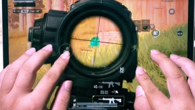 和平精英全网最火的两个十指操作玩家一起直播会怎么样?