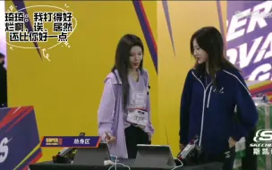 Download Video: 【黑喵】一起射击聊天｜坐在一起