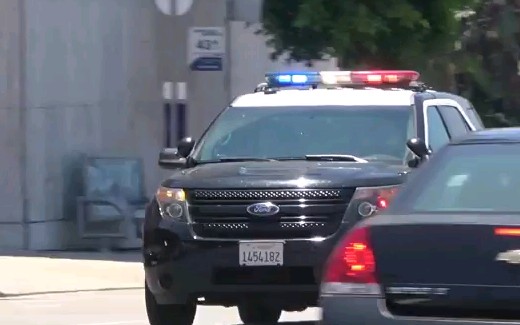 洛杉矶警察局lapd福特探险者警车出警