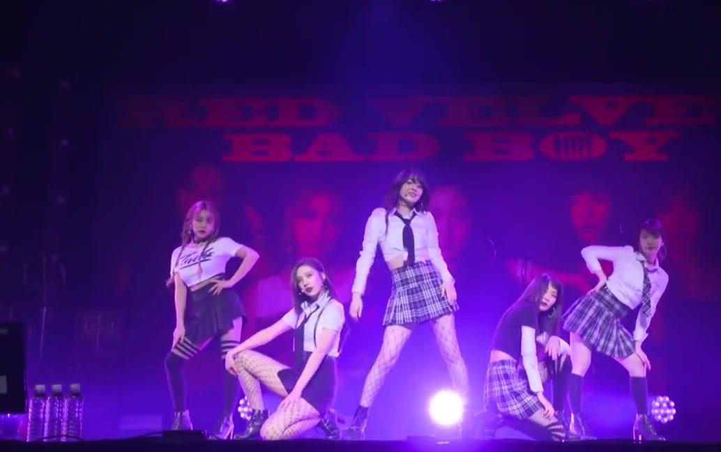 [图][Red Velvet ]【Red Velvet 】 -《Bad Boy》《坏男孩》@ 首场回归Showcase ALL LIVE 180129