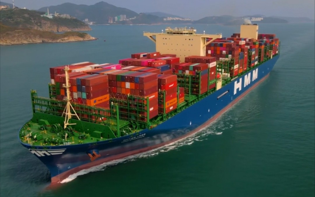 hmm stockholm 全世界最大集装箱船系列_可载二万四千箱标准集装箱
