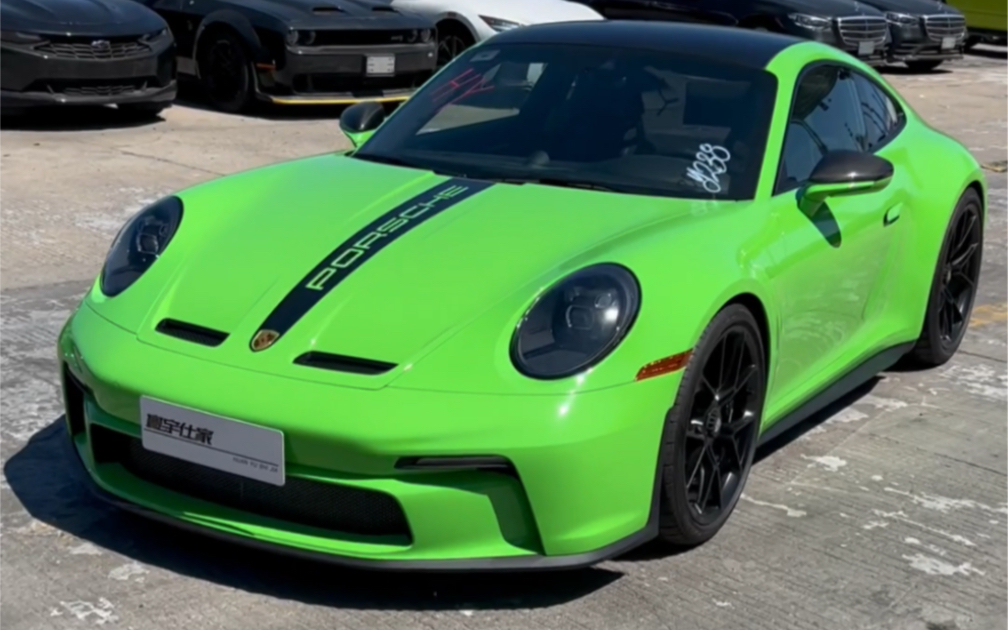 保时捷992 gt3 touring mt手动挡 苹果绿拆箱视频