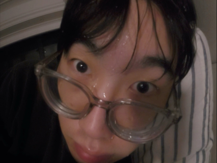 《独居人的恐怖片》