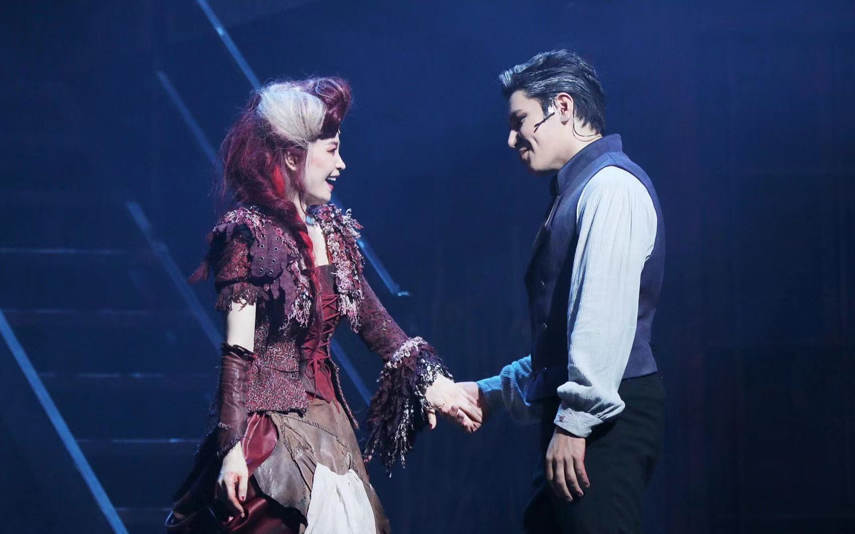 230226 田美都x李奎炯 音乐剧理发师陶德 谢幕