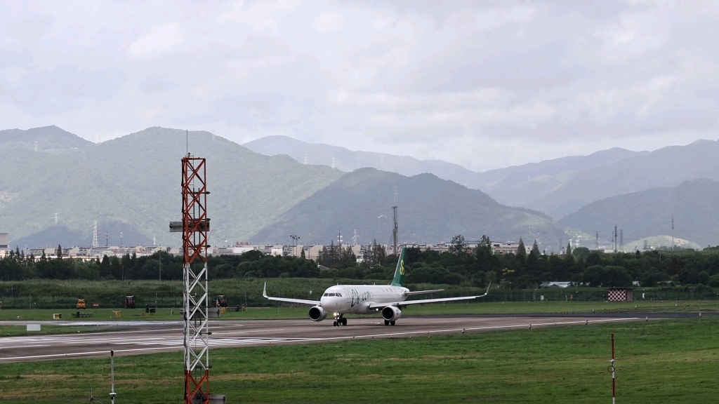 春秋航空a320起飞