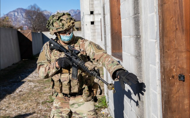 美国陆军第173空降战斗旅cqb作战训练