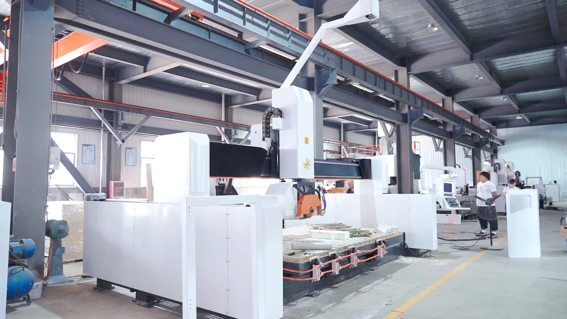 超星军磊数控石材加工设备智能五加一拆机过程