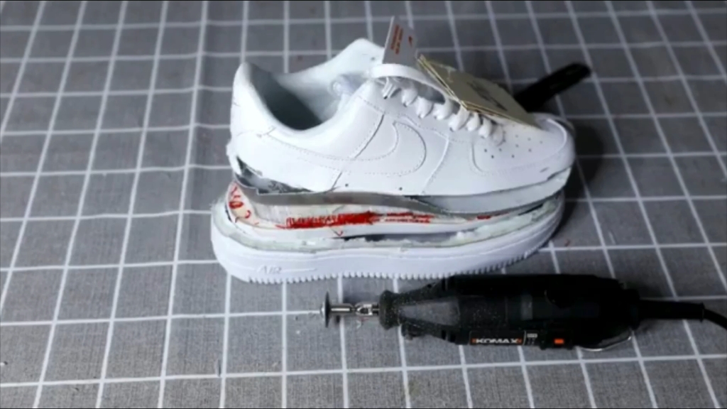 nikeairforce1空军一号纯白莆田的是否有气垫给各位看官老爷们拆解一